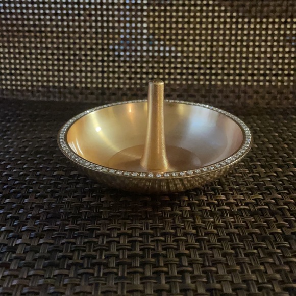 Reed & Barton Luxe Facets Gold Ring Holder - Picture 3 of 5